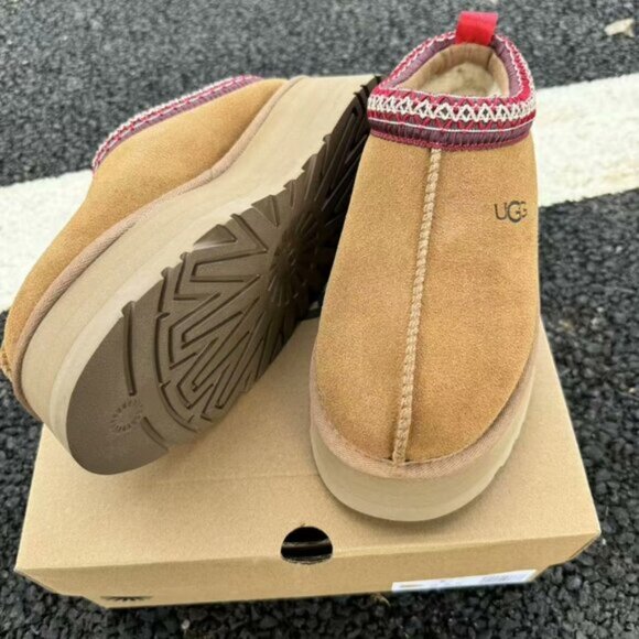 Women's UGG Tazz Mule Slipper Clog Chestnut - Picture 6 of 7